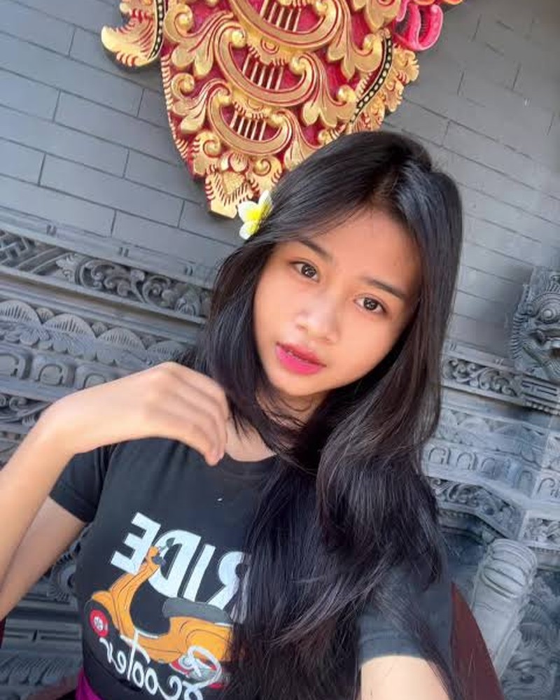 Potret Dinda Maharani